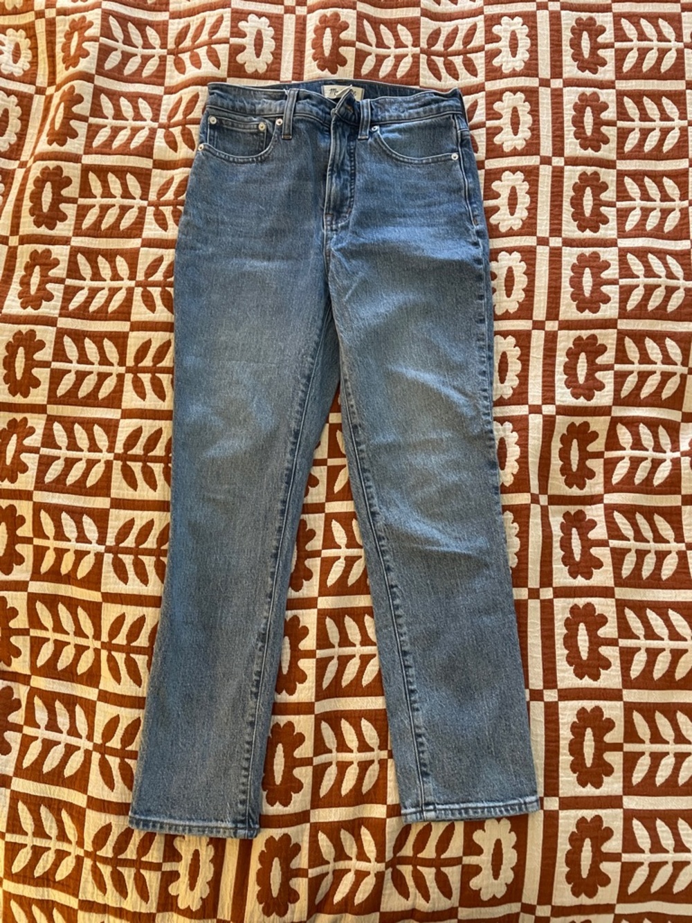 Madewell The Perfect Vintage Straight-Leg Jeans in Medium Blue Wash - 90’s style